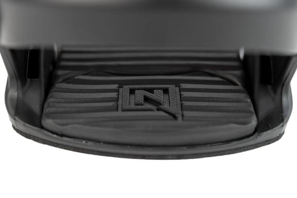 836514 001 Rambler Ultra Black Detail 1.jpg removebg preview