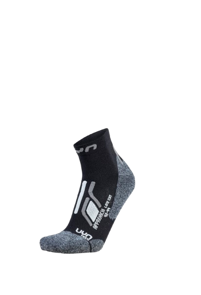 Man trekking appoach black grey